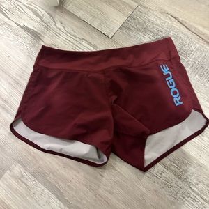 Women’s rogue shorts size med